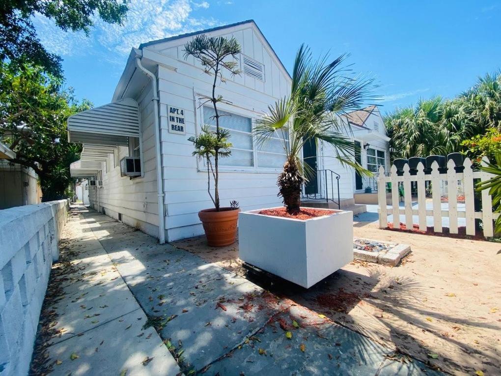 Steps To Beach & Downtown! Spacious Beach Bungalow #2 Lake Worth Beach Εξωτερικό φωτογραφία